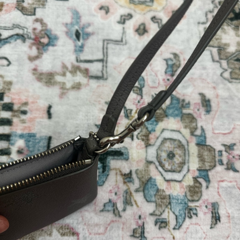 Coach Gray And Silver Star-Patterned Wristlet - image 6